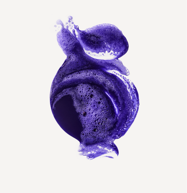 Nº.4P BLONDE ENHANCER™ TONING SHAMPOO - alternate view