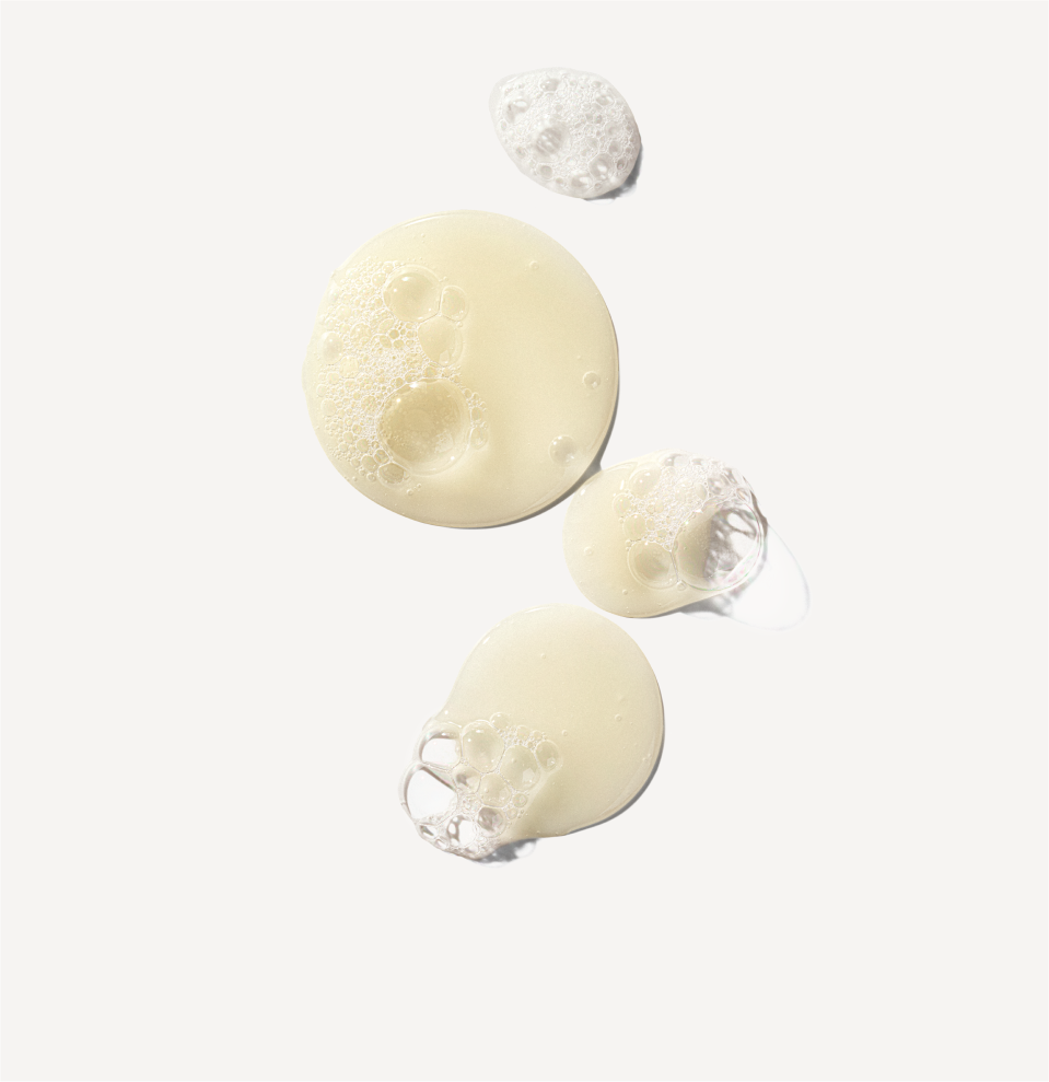 hover

No.4 Bond Maintenance® Shampoo 1000ml goop on white background